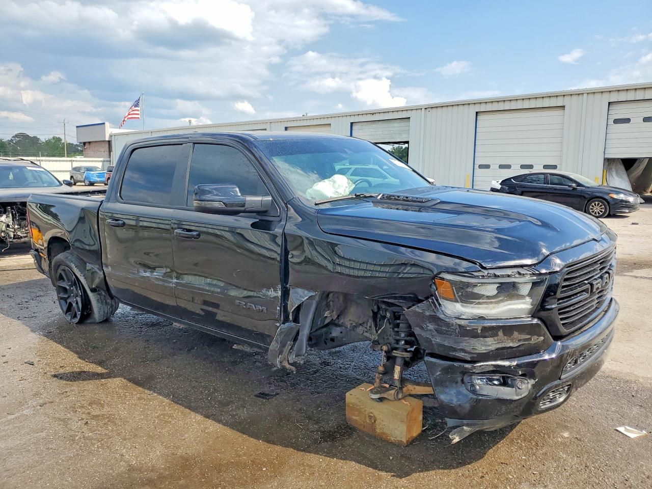 2024 Dodge 1500 Laramie