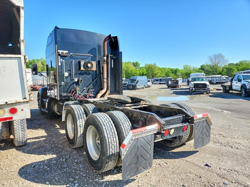 2009 Kenworth T660 Semi Truck