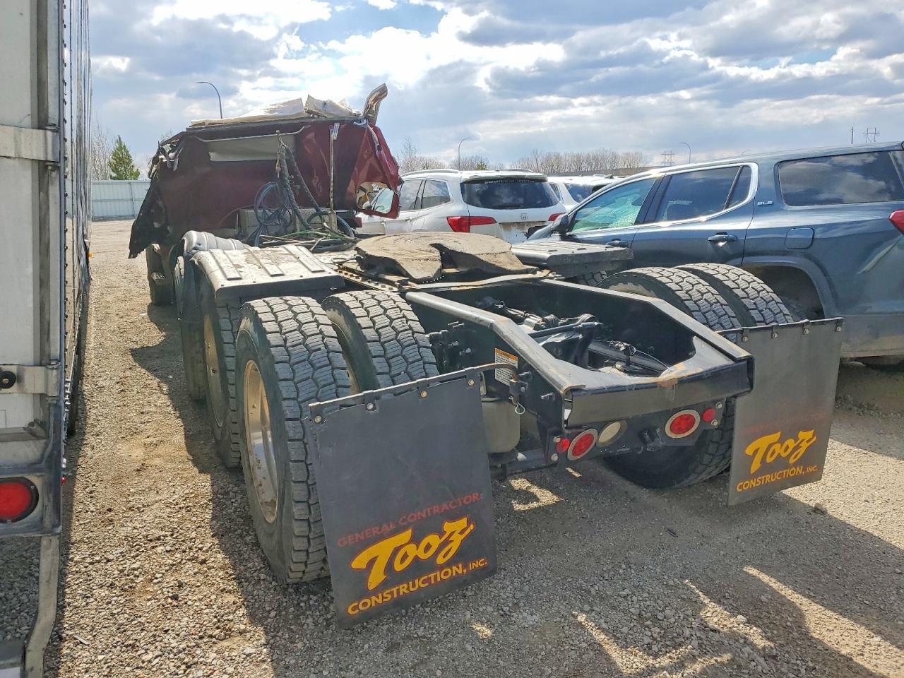 2023 Mack Granite