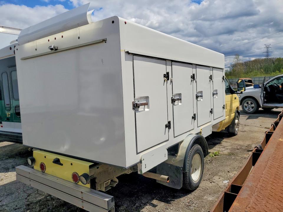 2019 Ford Econoline E450 Super Duty Cutaway Van