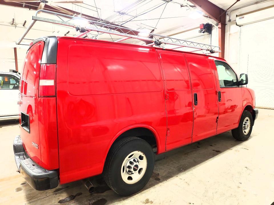 2017 GMC Savana 3500 Cargo Utility / Service van