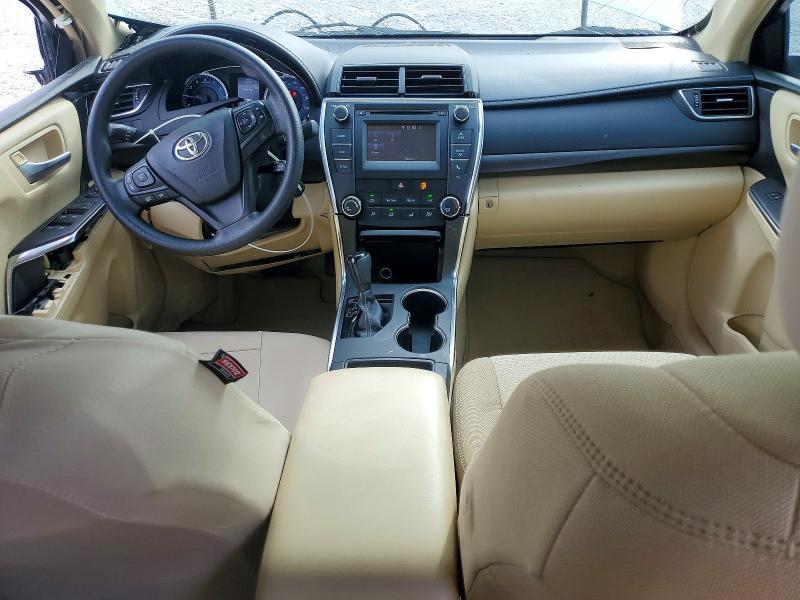 2016 Toyota Camry le