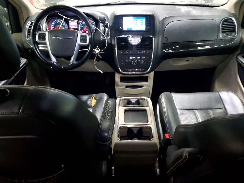 2012 Chrysler Town & Country Touring