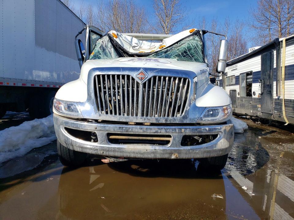 2008 International 4300 Rollback Truck
