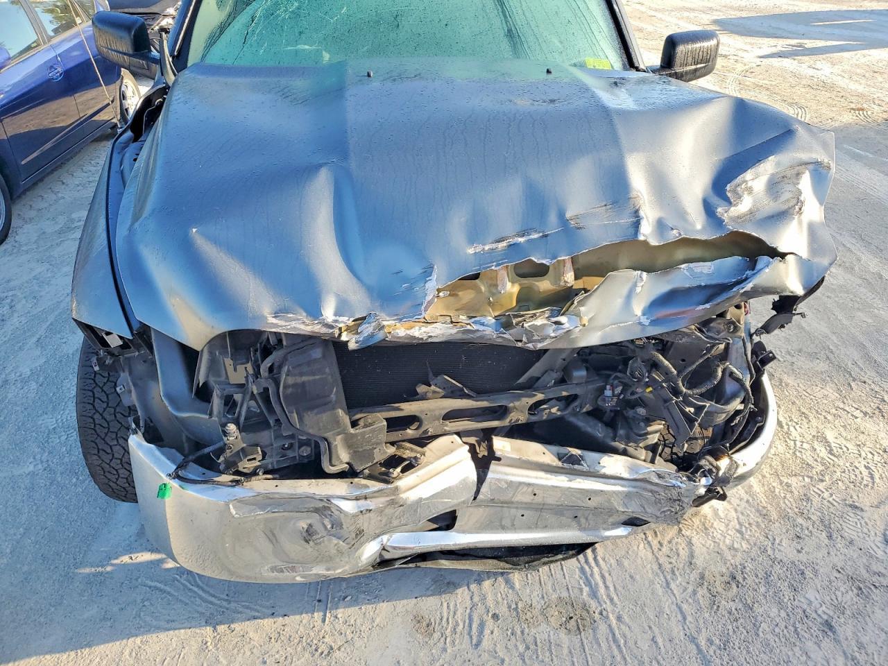 2013 Dodge RAM 1500 SLT