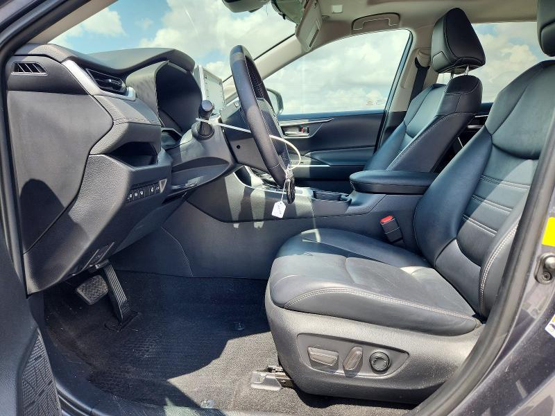 2020 Toyota Rav4 xle Premium