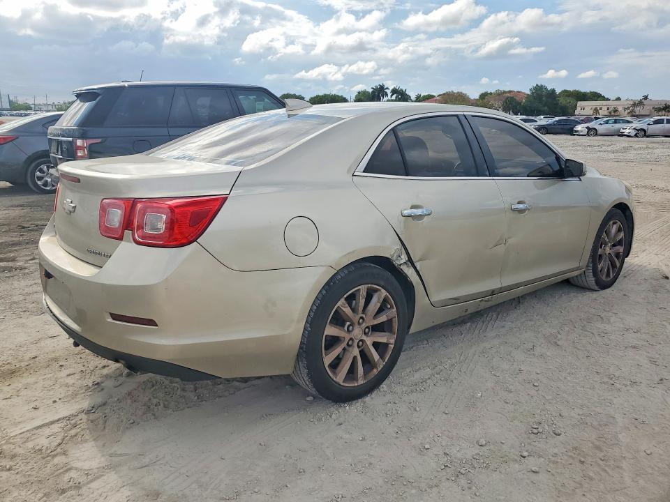 2015 Chev Malibu ltz (1lz)