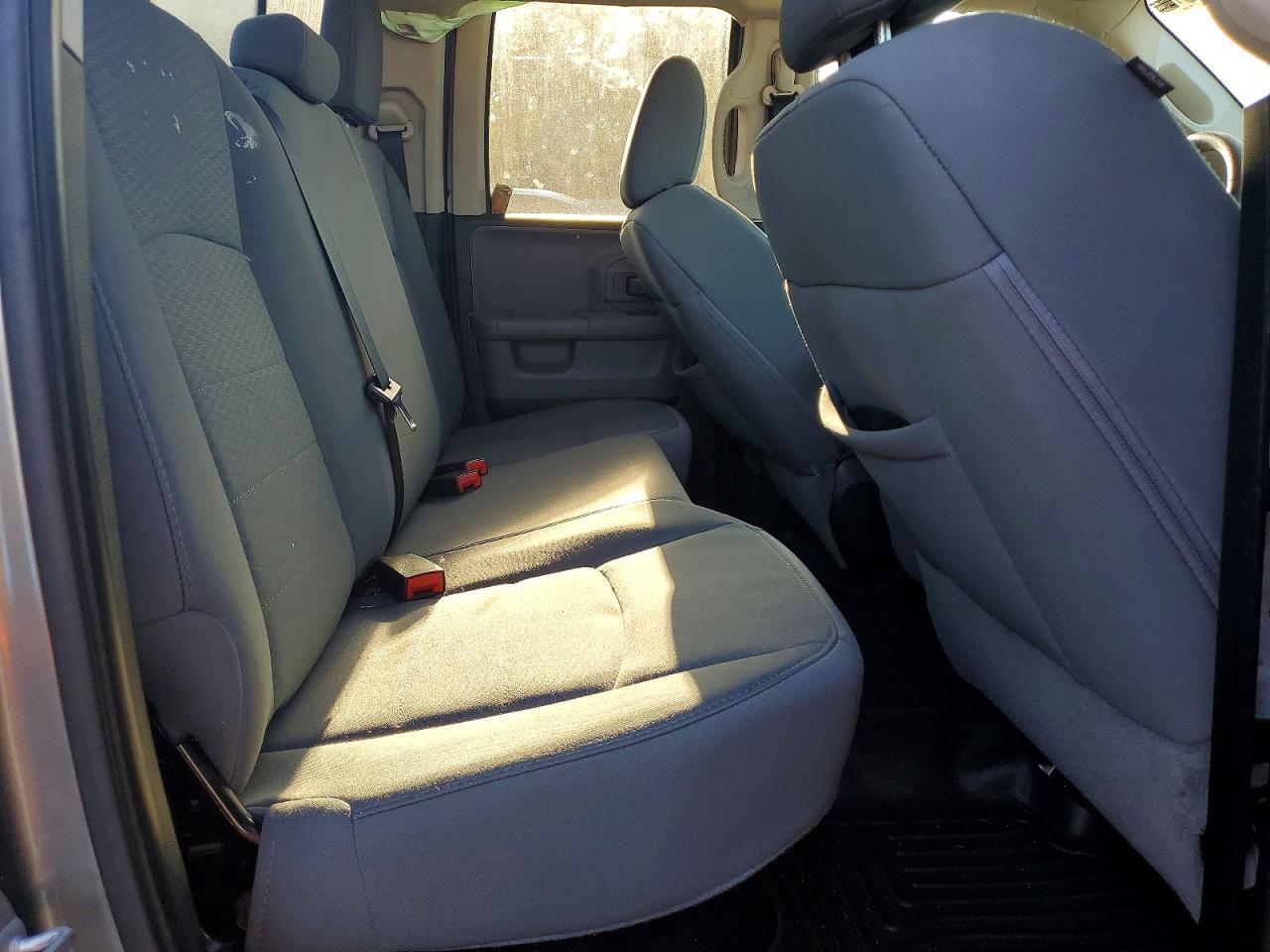 2013 Dodge RAM 1500 SLT