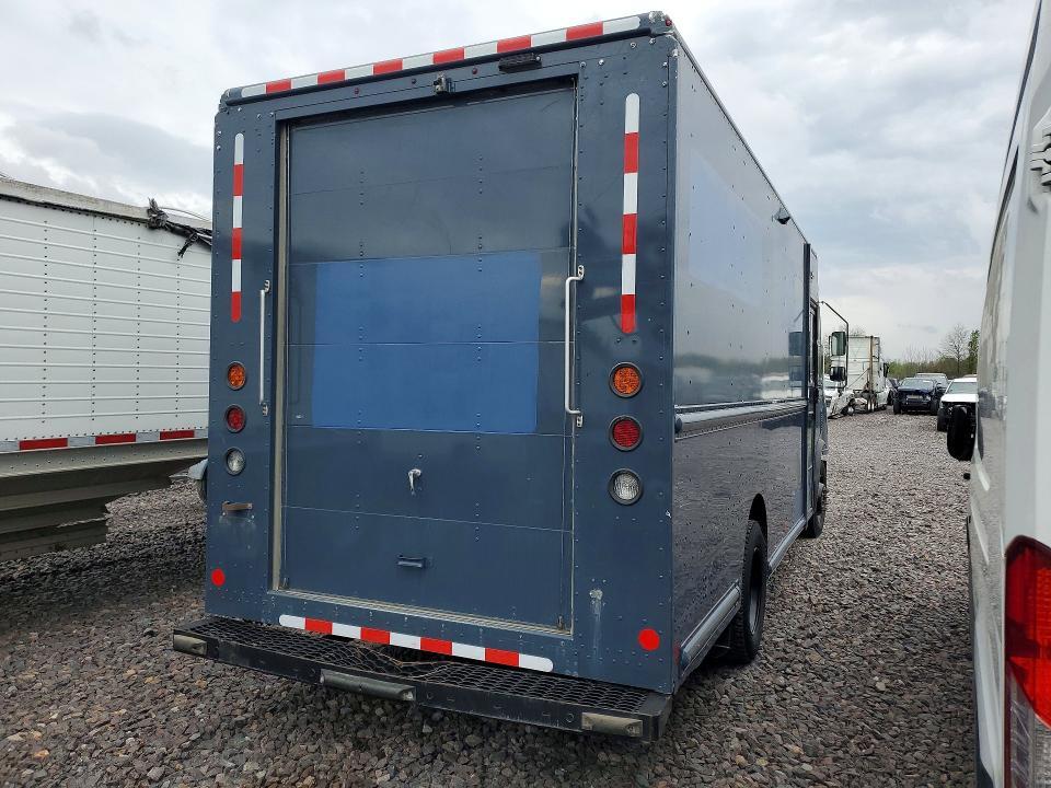 2020 Ford F59 Delivery Truck