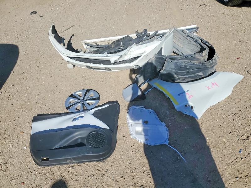 2016 Toyota Prius Three