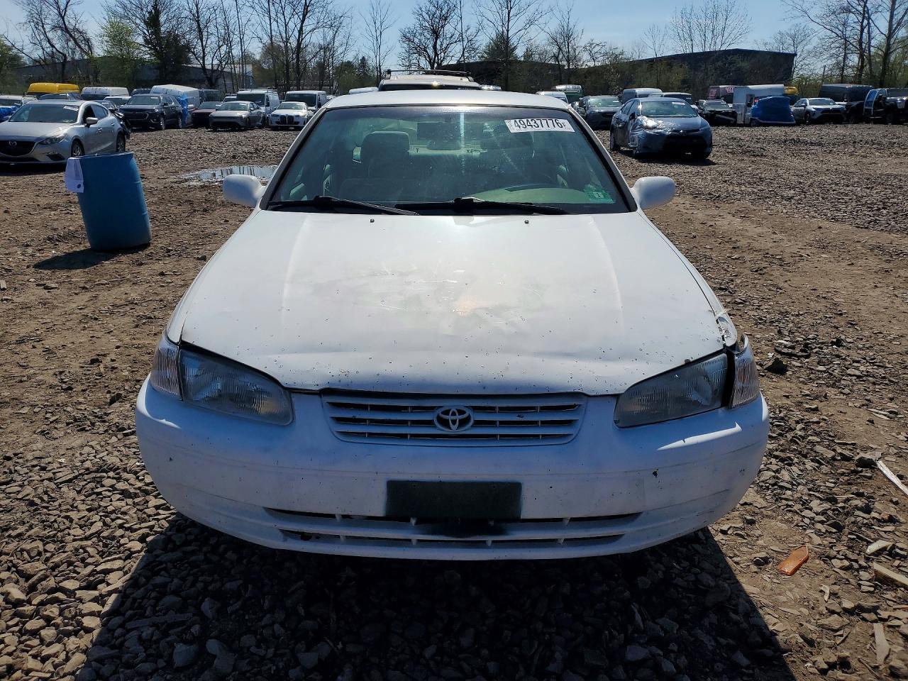 1997 Toyota Camry le