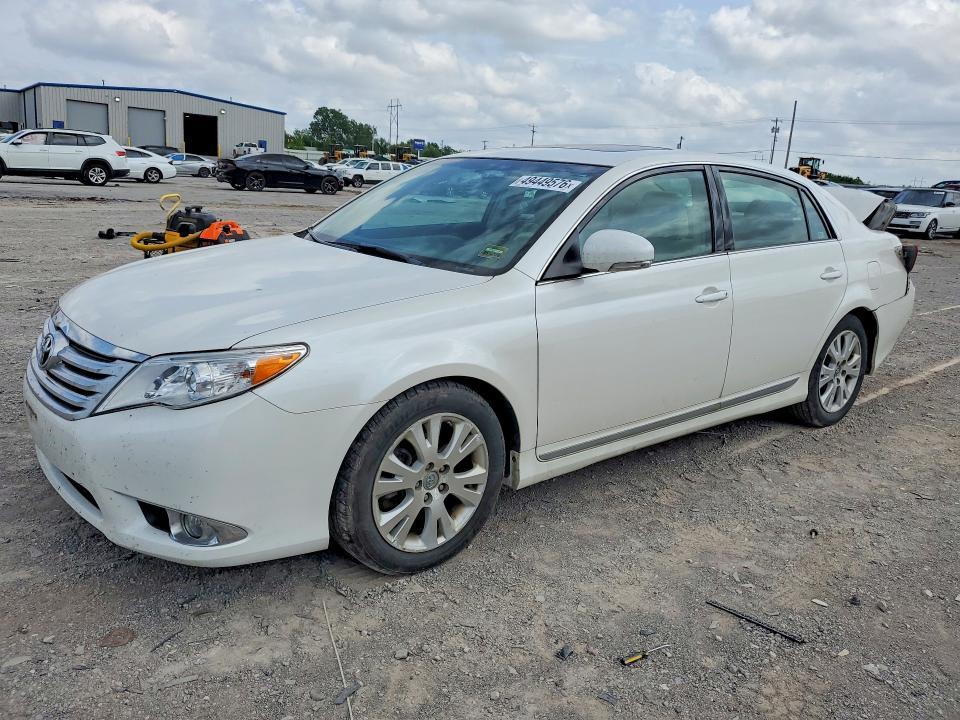 2011 Toyota Avalon Base