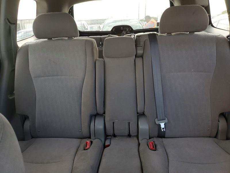 2013 Toyota Highlander Base