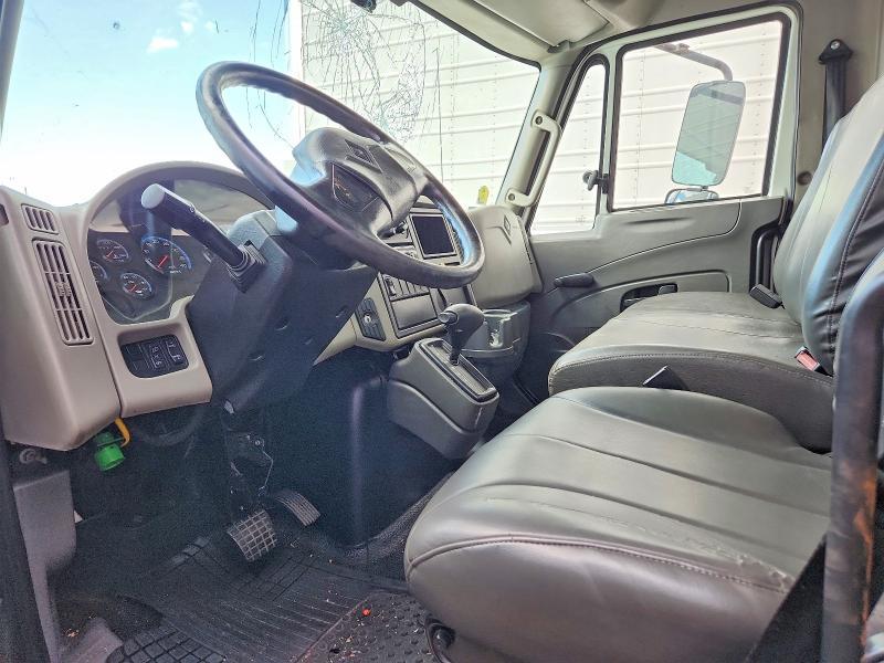 2019 International 4300 BOX Truck