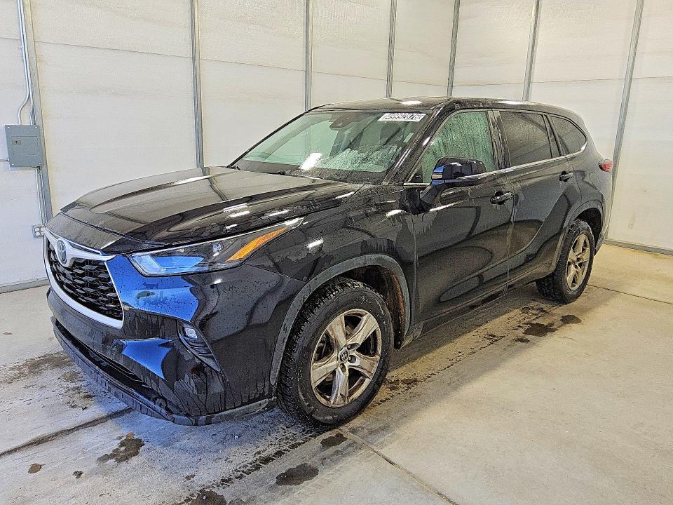 2023 Toyota Highlander le