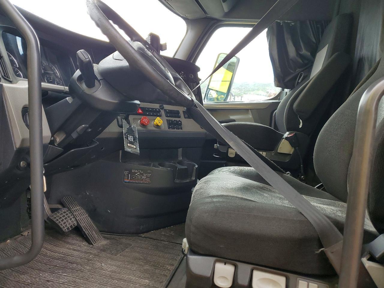 2019 Freigliner 2019 Freightliner Cascadia 1-Semi Truck