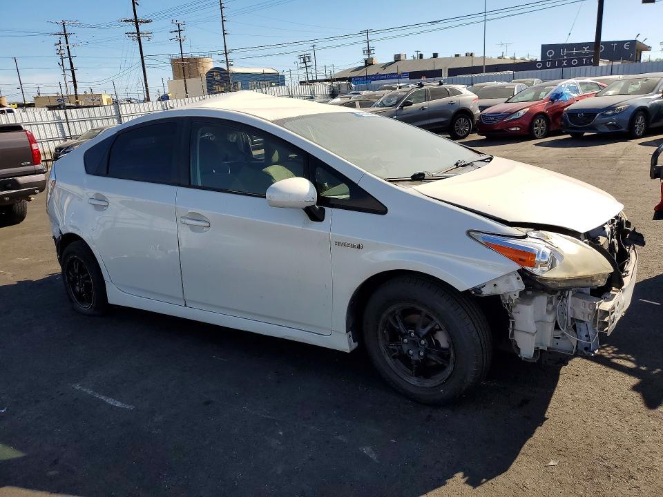 2014 Toyota Prius two