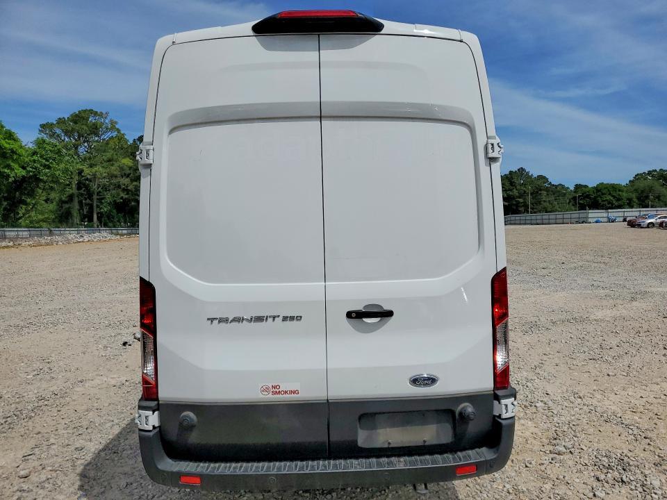 2025 Ford Transit T-250
