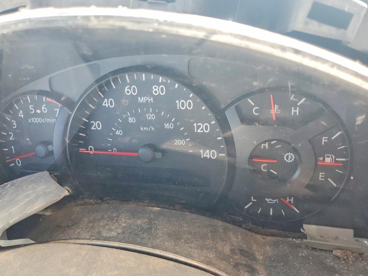 2004 Nissan Titan XE