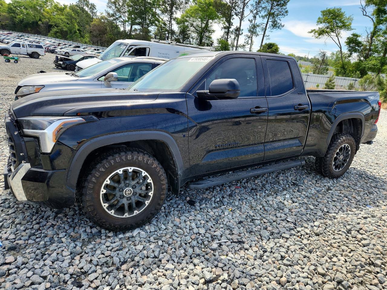 2023 Toyota Tundra SR5
