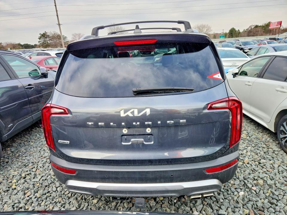 2022 KIA Telluride s
