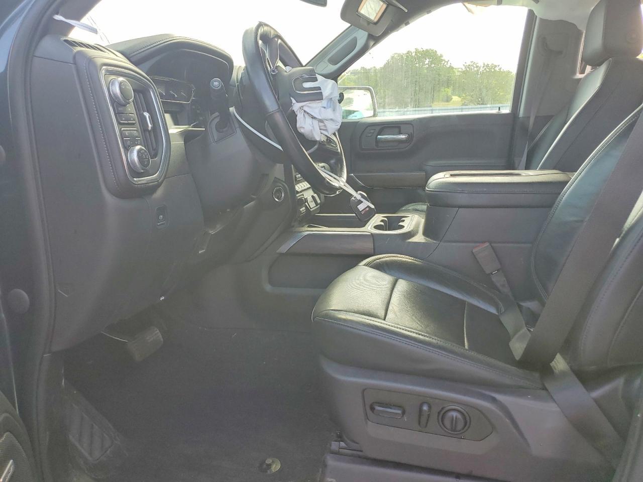 2020 GMC Sierra K1500 SLT
