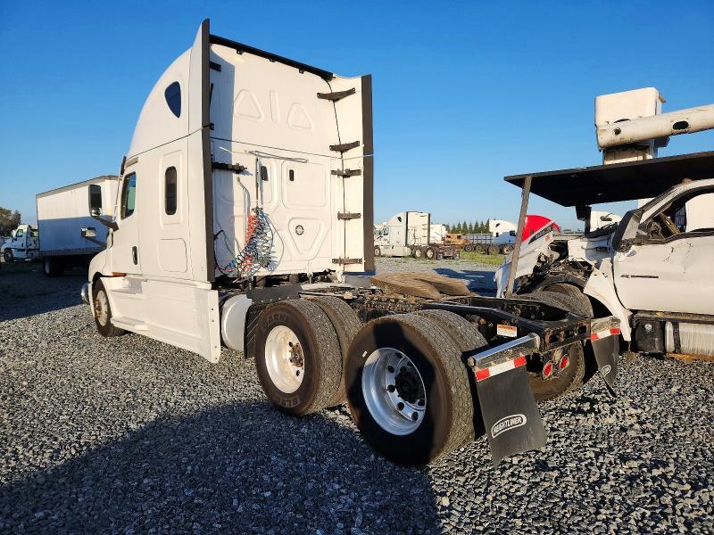 2021 Freigliner 2021 Freightliner Cascadia 126 Semi Truck