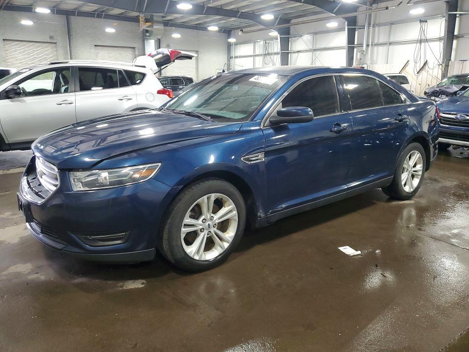 2017 Ford Taurus sel