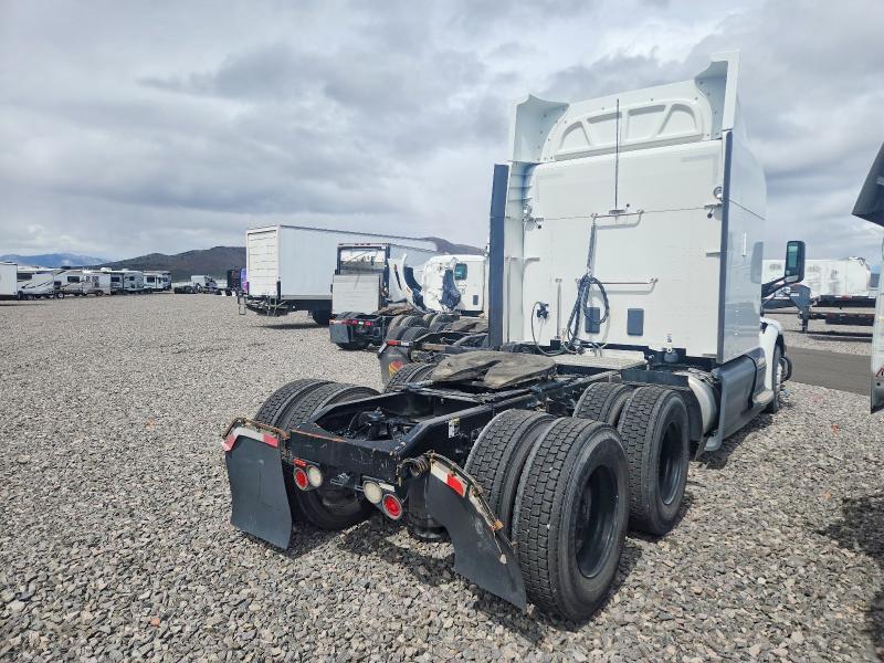 2019 Peterbilt 579 Semi Truck