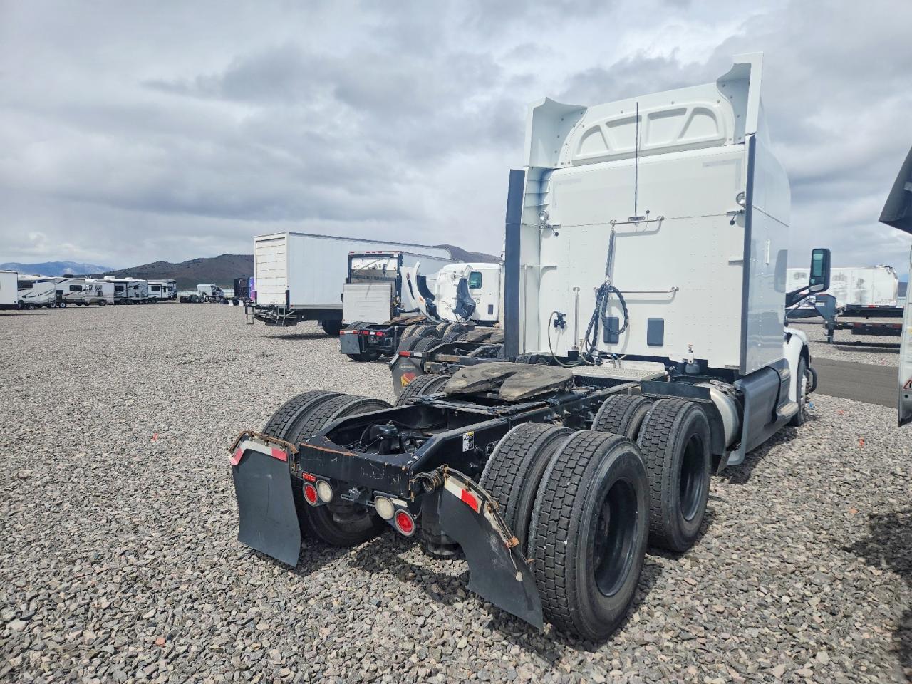 2019 Peterbilt 579 Semi Truck