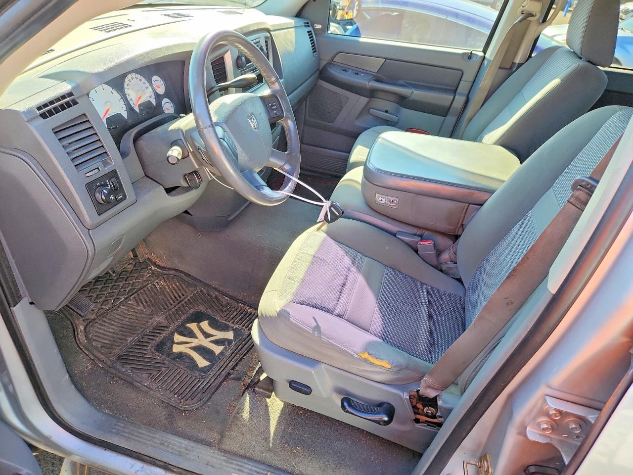 2006 Dodge RAM 1500 ST