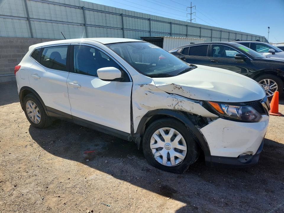 2019 Nissan Rogue Sport s