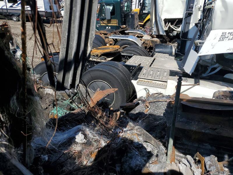 2022 Kenworth Construction W900