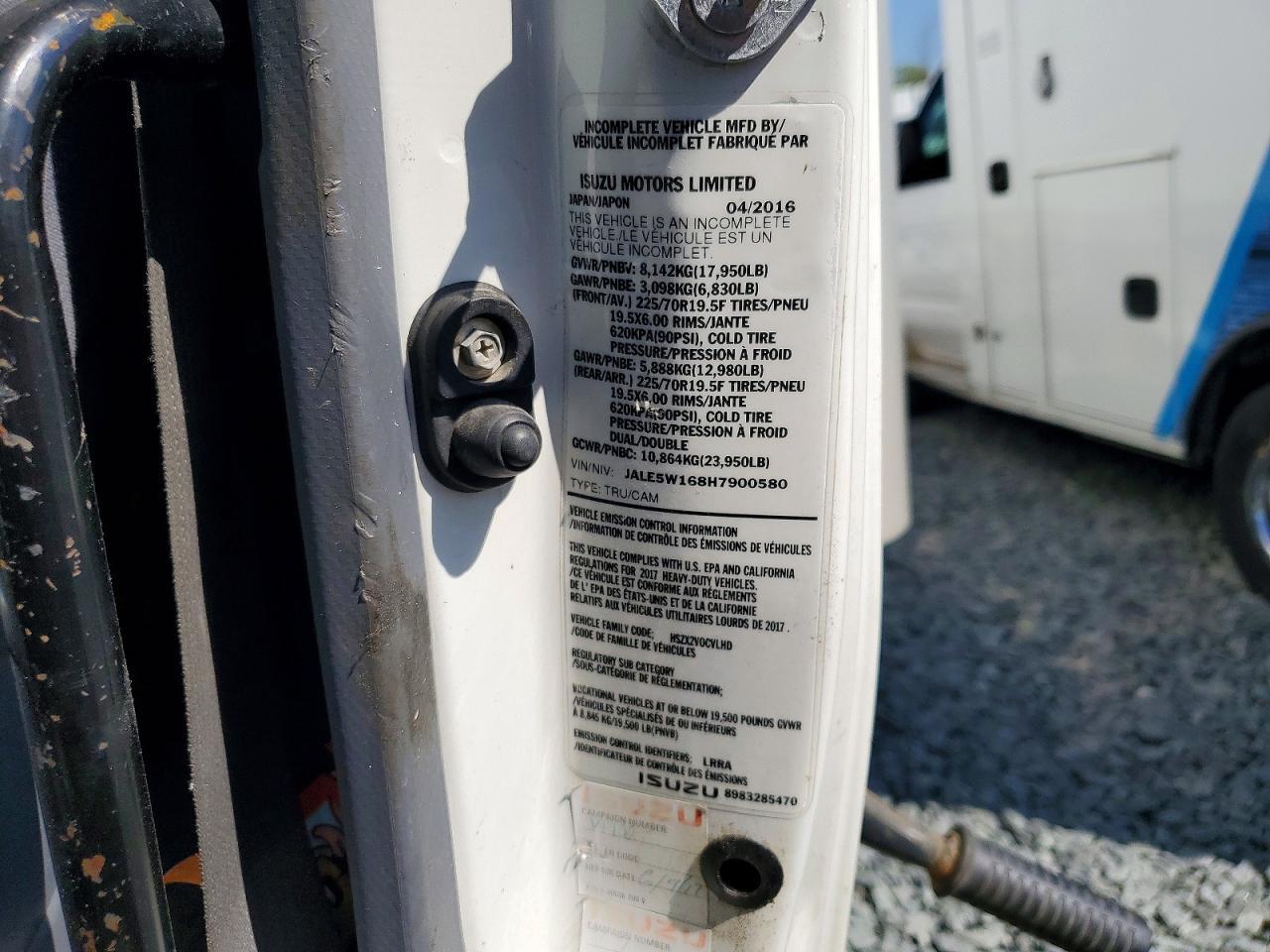 2017 Isuzu NQR Delivery Truck