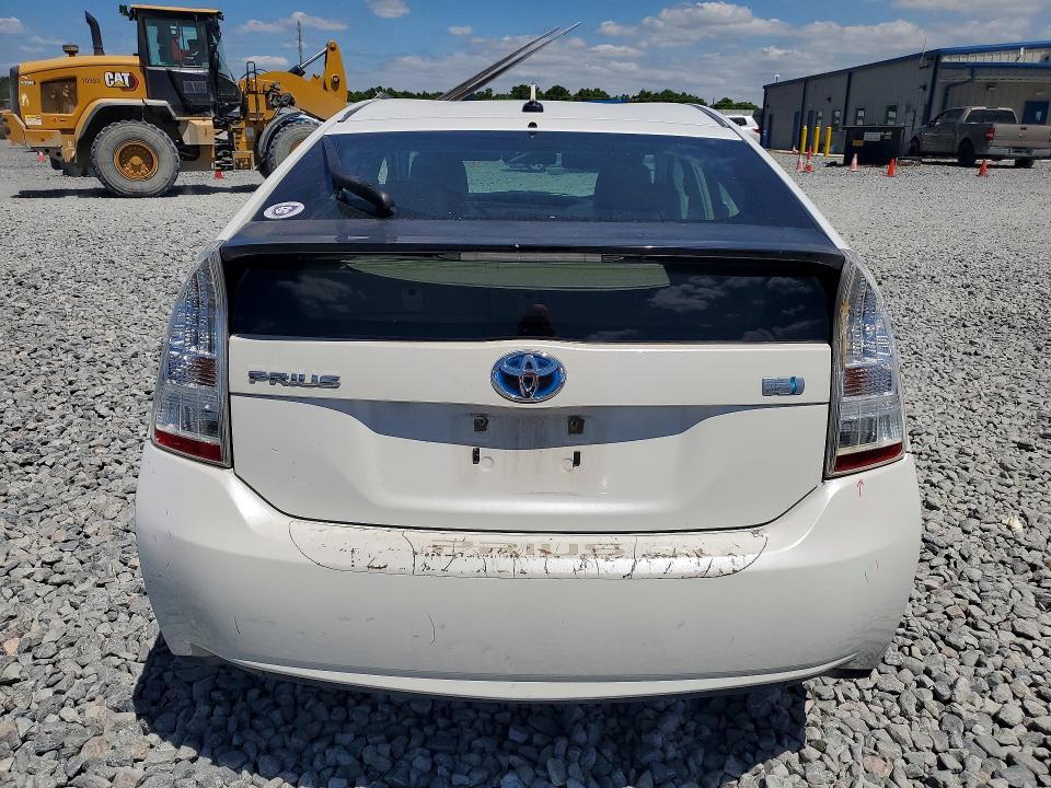 2010 Toyota Prius ii