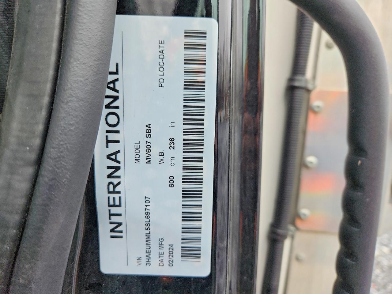 2025 International MV607 Refrigerated BOX Truck