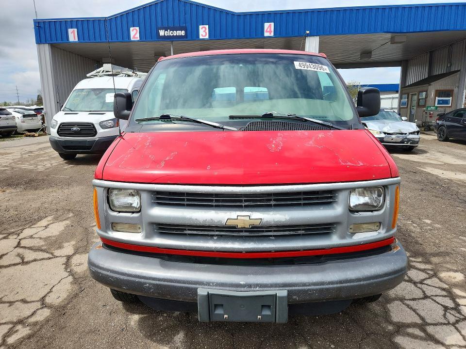 2000 Chev Rolet Express 3500 Delivery Van
