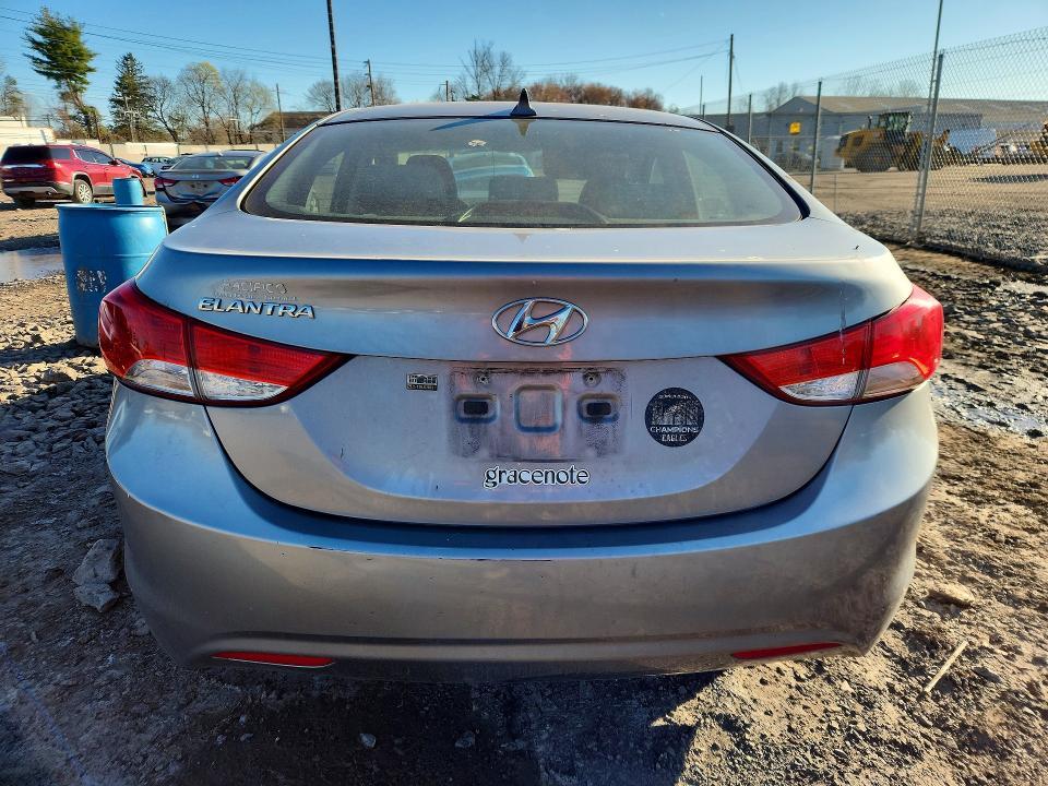 2012 Hyundai Elantra gls