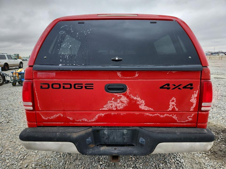 2000 Dodge Dakota Quattro