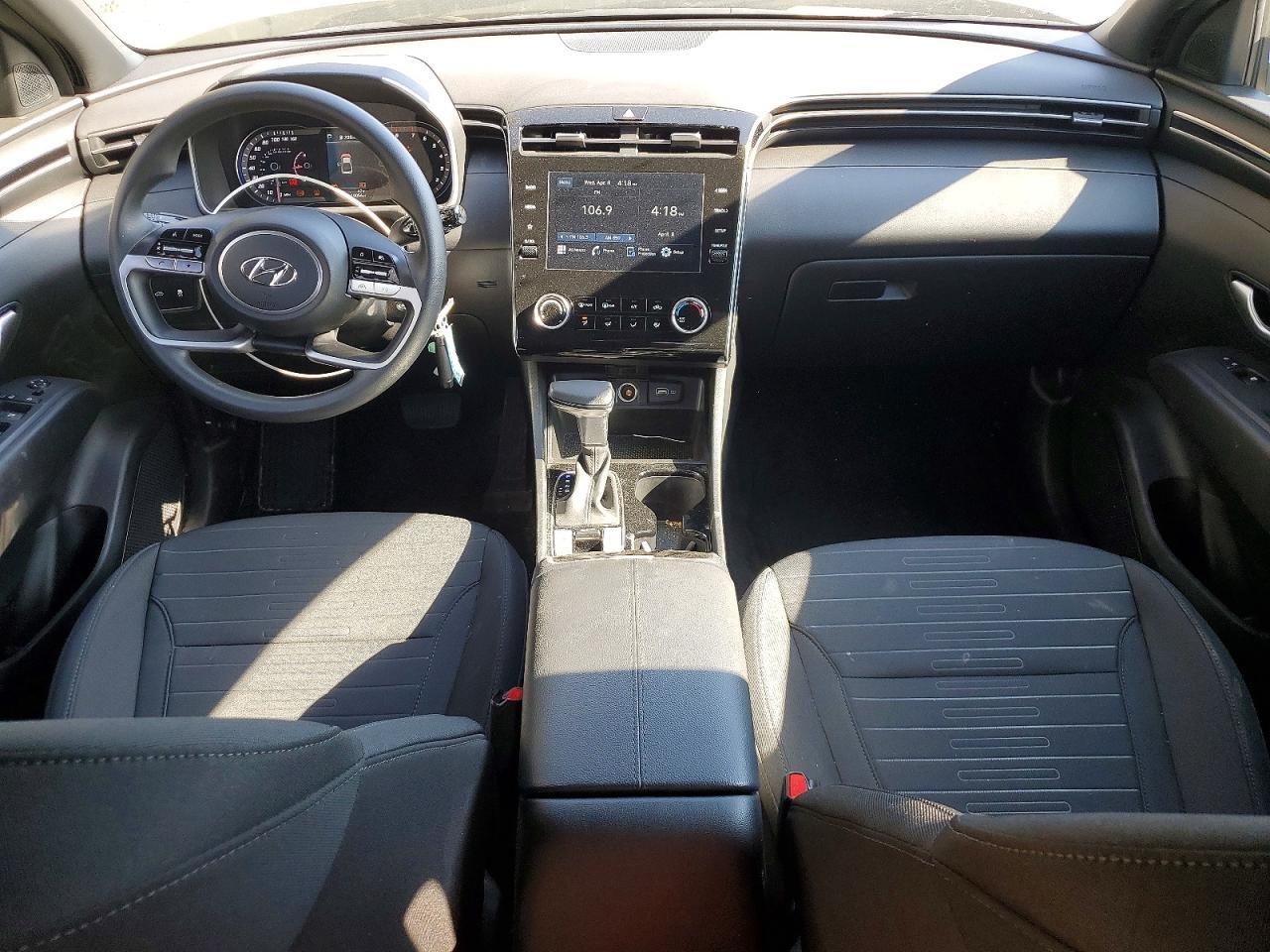 2024 Hyundai Santa Cruz SE