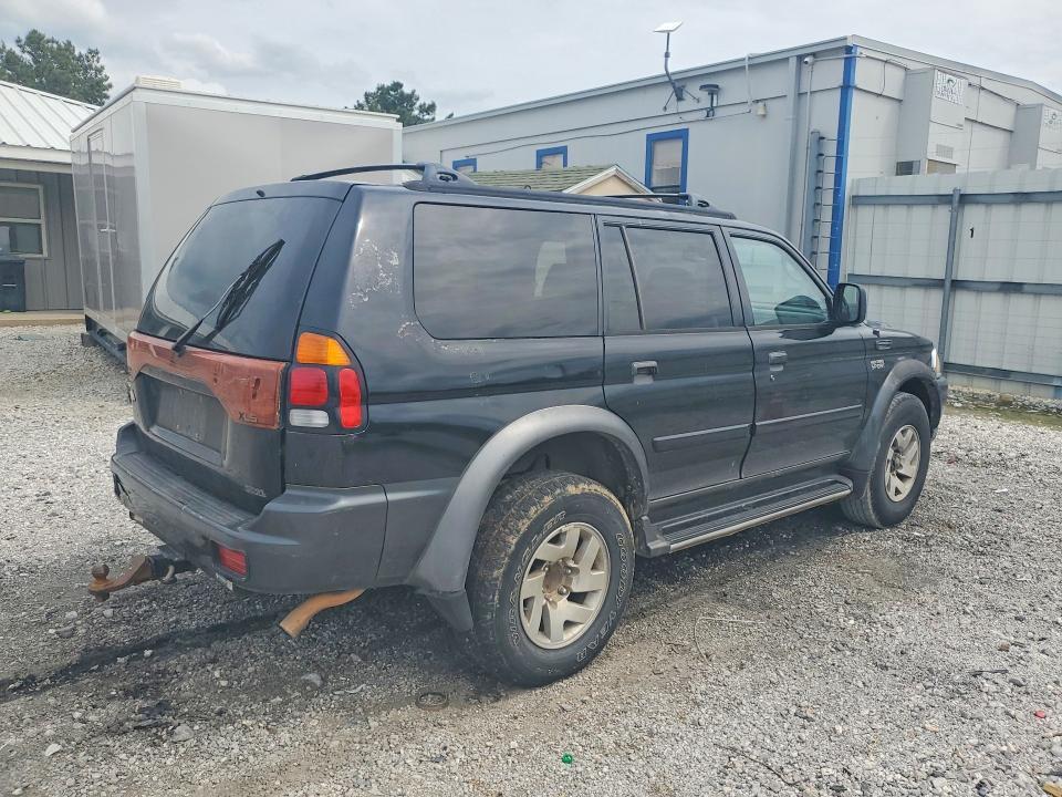 2000 Mitsubishi Montero Sport ls