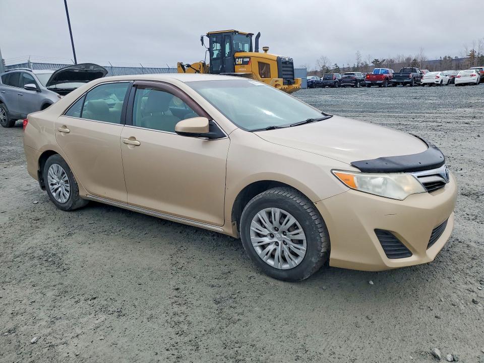2012 Toyota Camry l