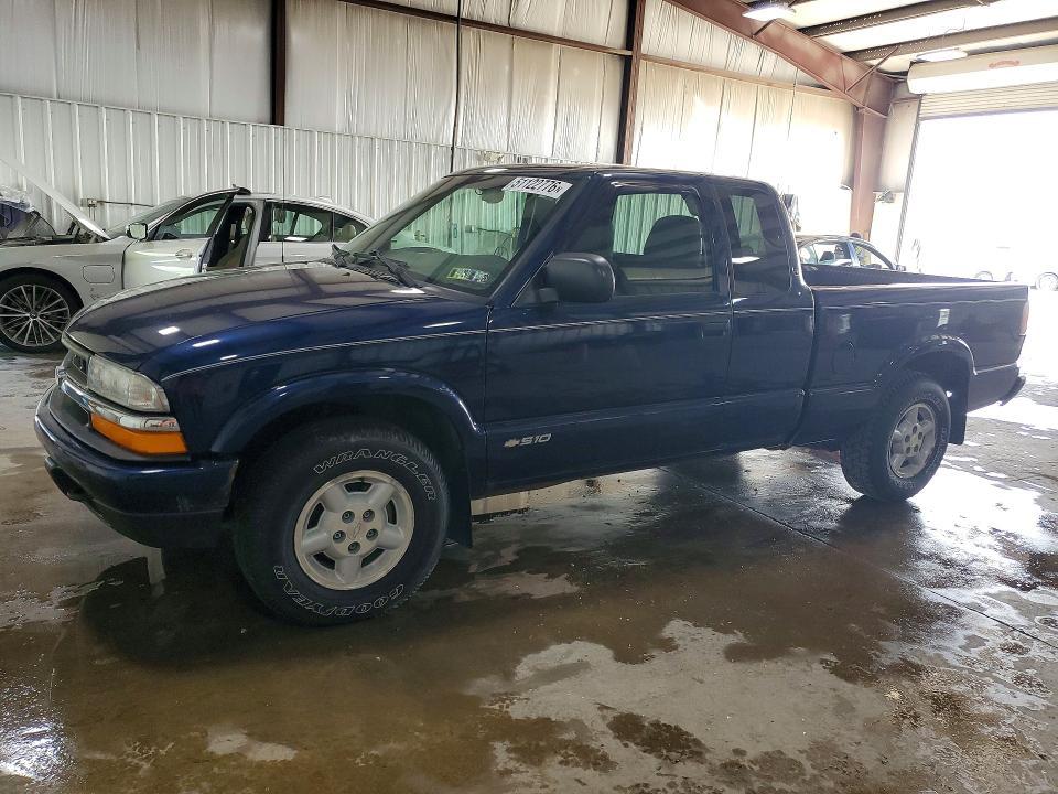 2003 Chevrolet S Truck S10