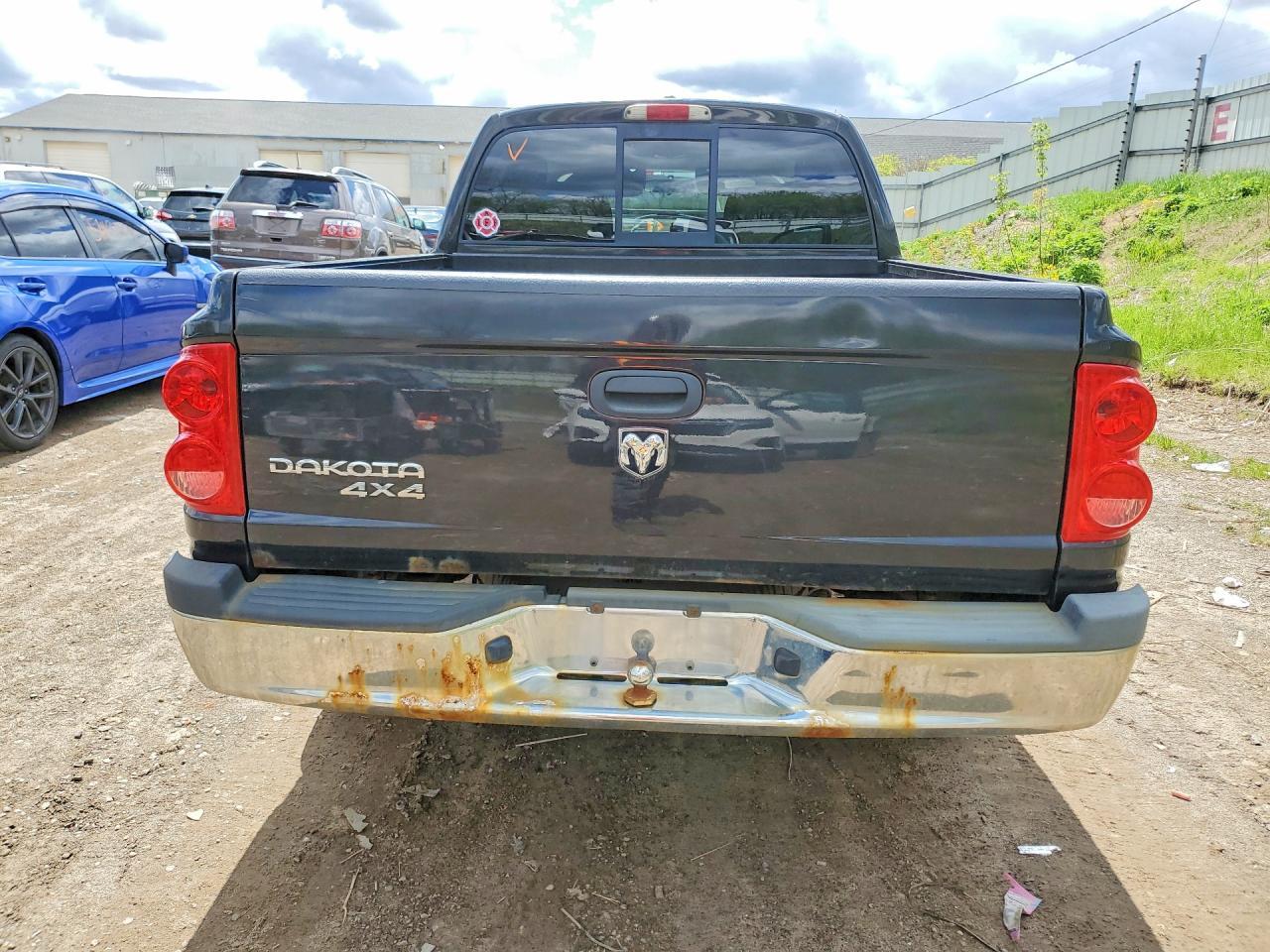 2007 Dodge Dakota Quattro
