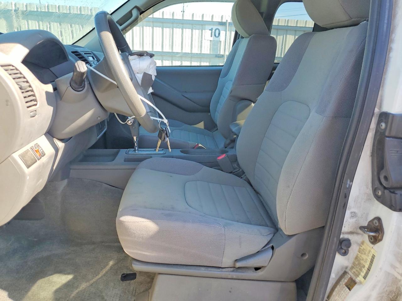 2013 Nissan Frontier S