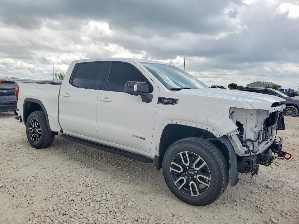 2026 GMC Sierra K1500 AT4