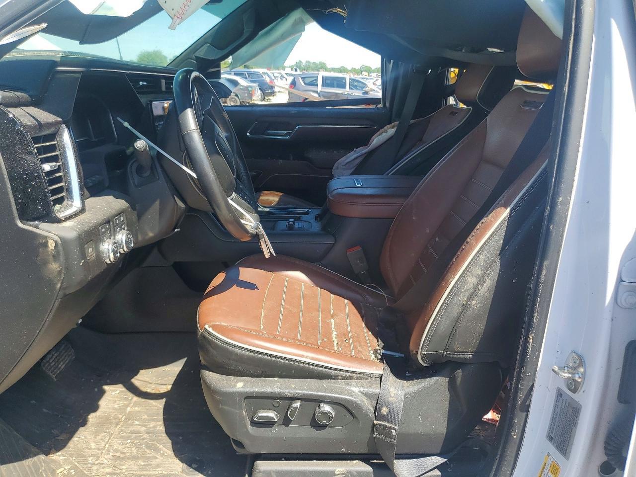 2024 GMC Sierra K3500 Denali Ultimate