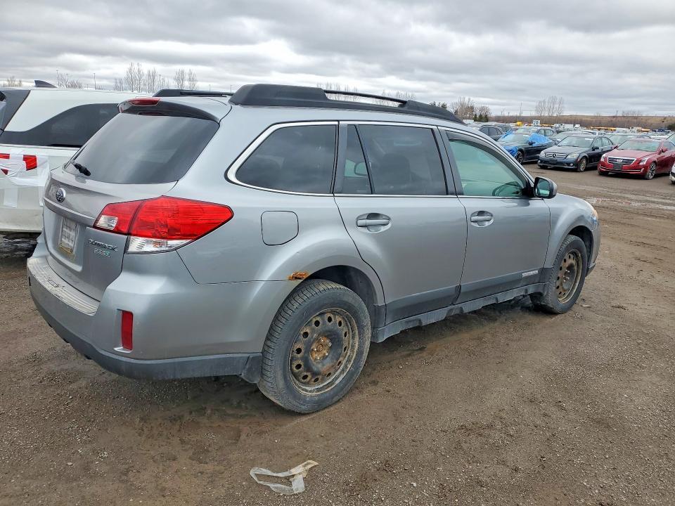 2010 Subaru Outback 2.5i Premium