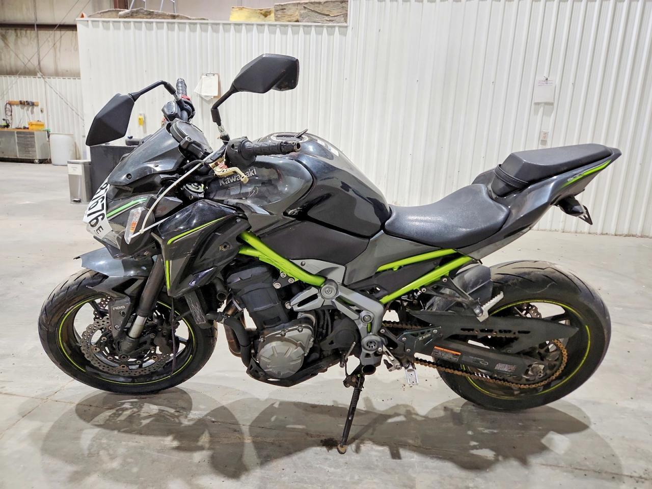 2017 Kawasaki ZR900 R
