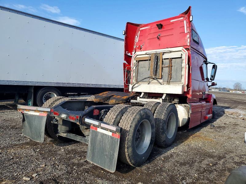 2015 Volv O VNL Semi Truck